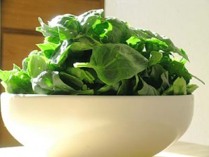 osteoporoza-wapń-zielone-warzywa